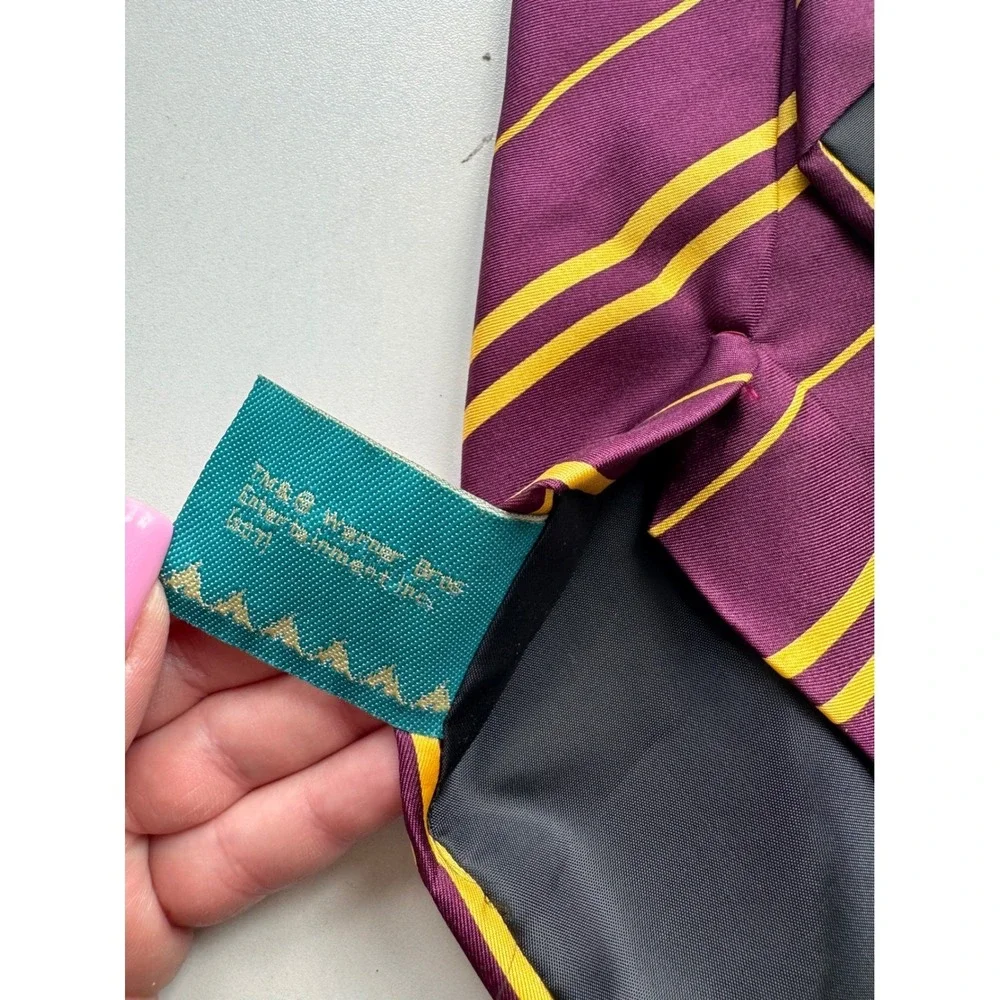 Harry Potter Gryffindor House‎ Crest Silk Tie Burgundy Gold Stripes
